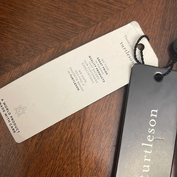 Turtleson Seersucker Stripe, flat front shorts, Mens size 32. NWT - Picture 3 of 4